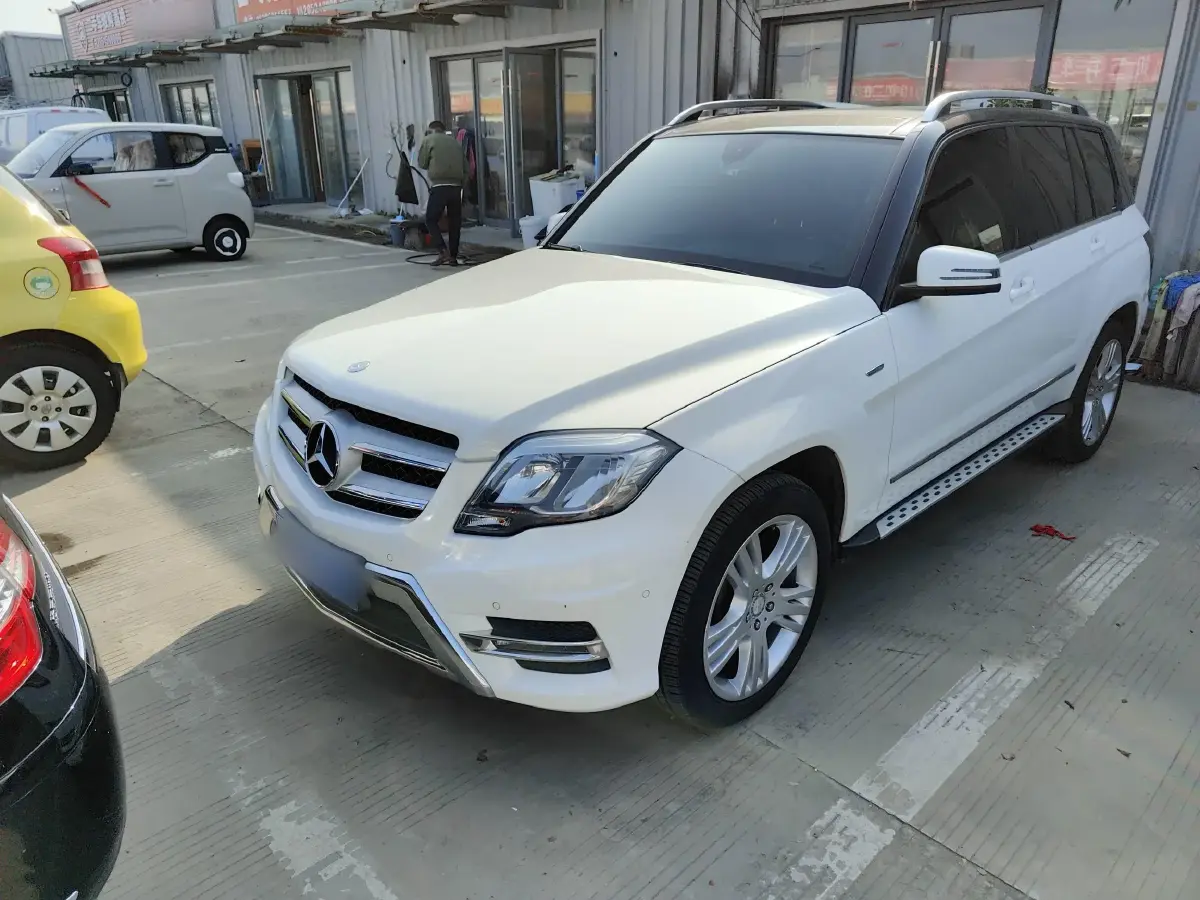 2015 Mercedes-Benz GLK Class 2.0T 211HP L4 7AT