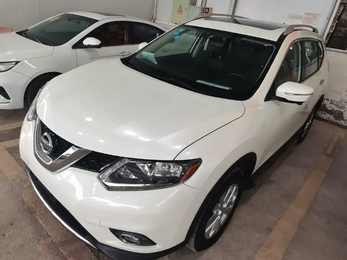 2014 Nissan X-Trail 2.0L 150HP L4 CVT