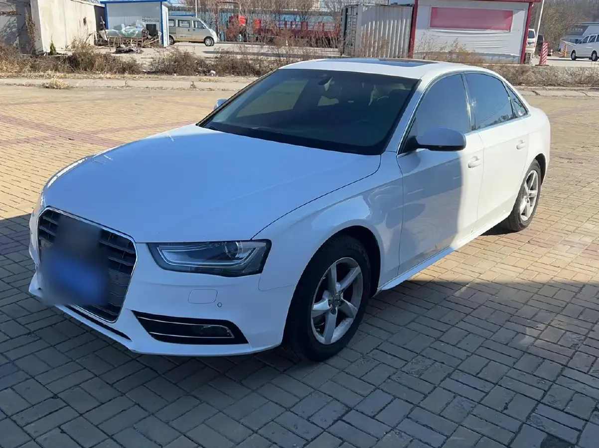 2015 Audi A4L 2.0T 180HP L4 CVT