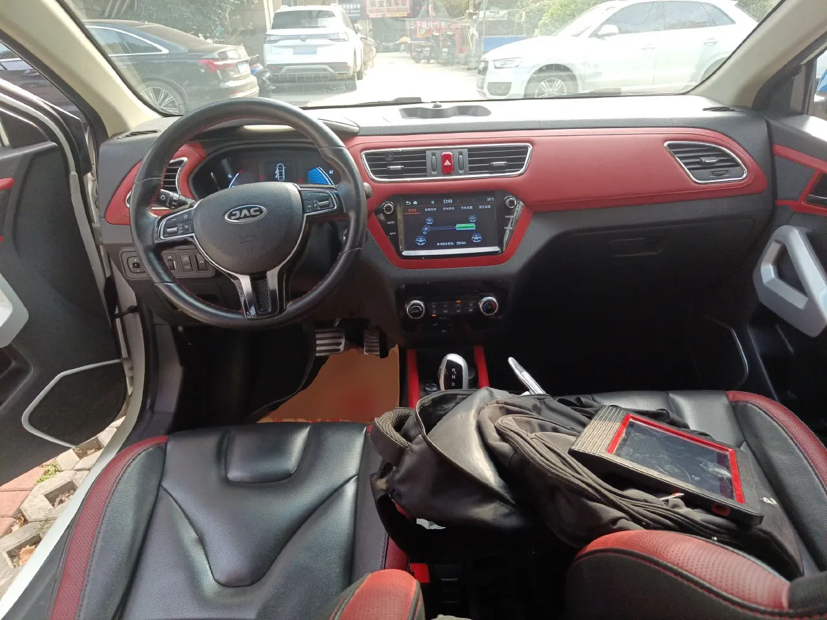 2018 JAC iEV7S BEV 39KWH,autocango,china used car exporter,china ev exporter,chinese used car exporter,chinese used ev exporter