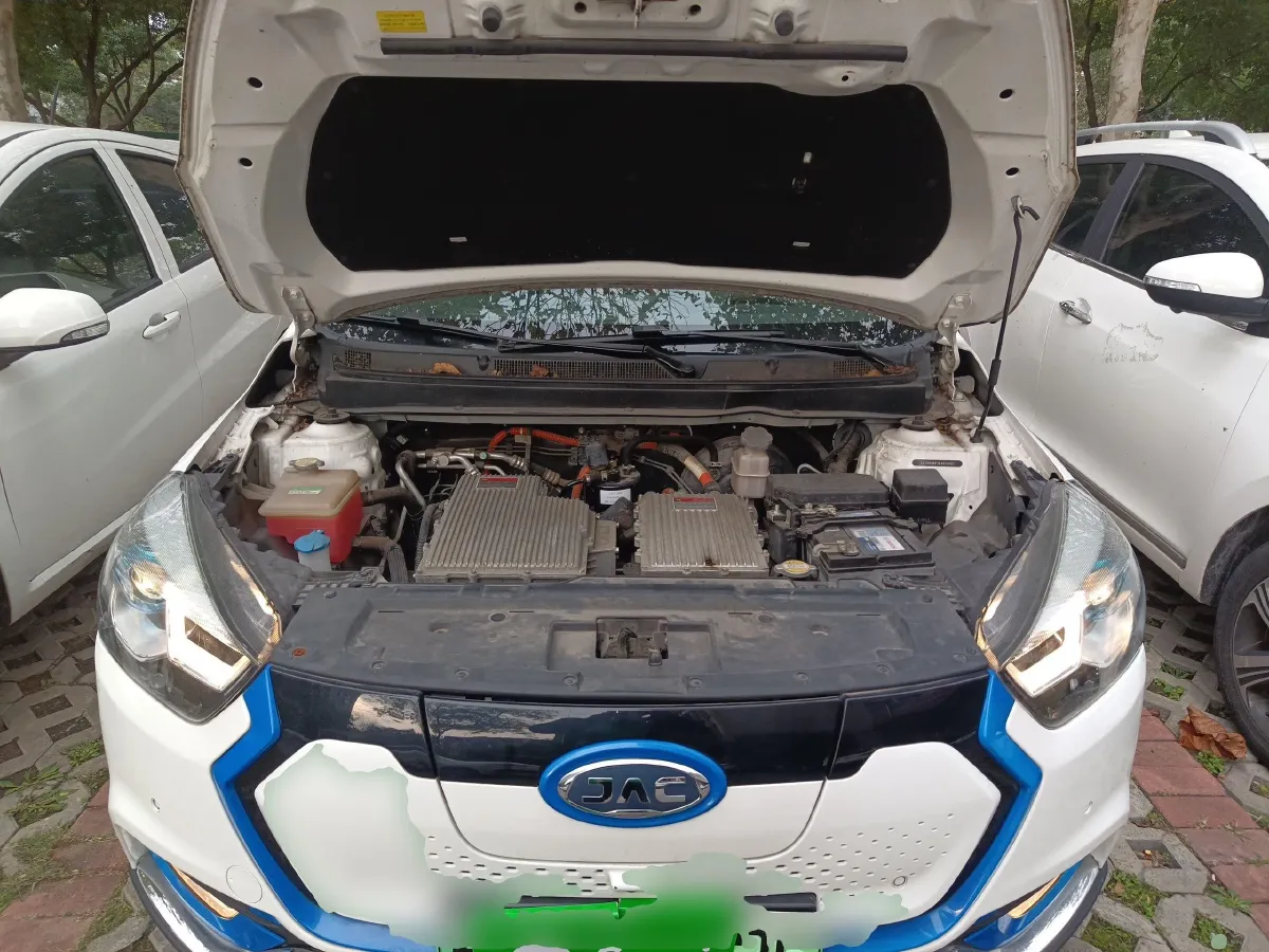 2018 JAC iEV7S BEV 39KWH,autocango,china used car exporter,china ev exporter,chinese used car exporter,chinese used ev exporter