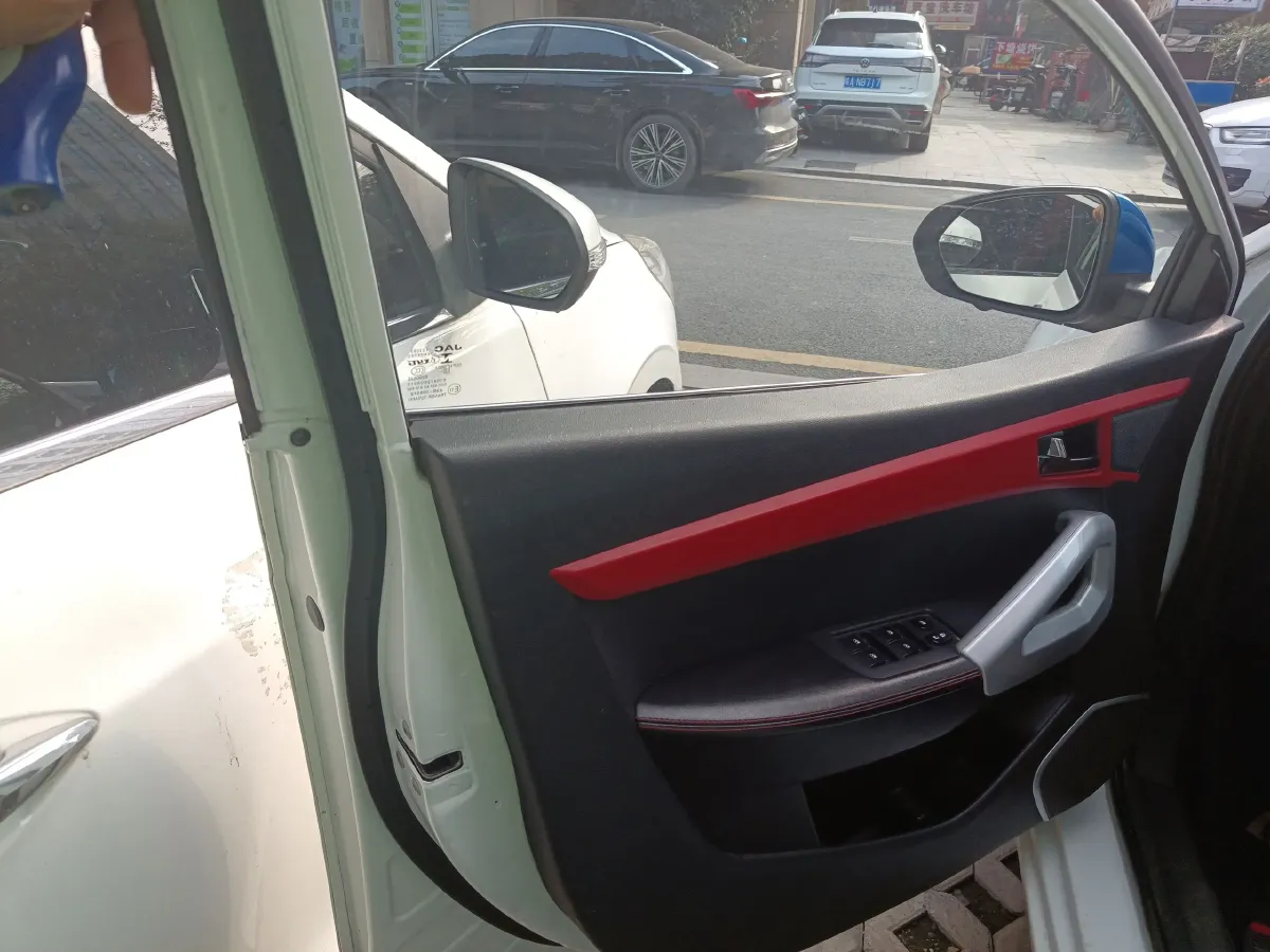 2018 JAC iEV7S BEV 39KWH,autocango,china used car exporter,china ev exporter,chinese used car exporter,chinese used ev exporter