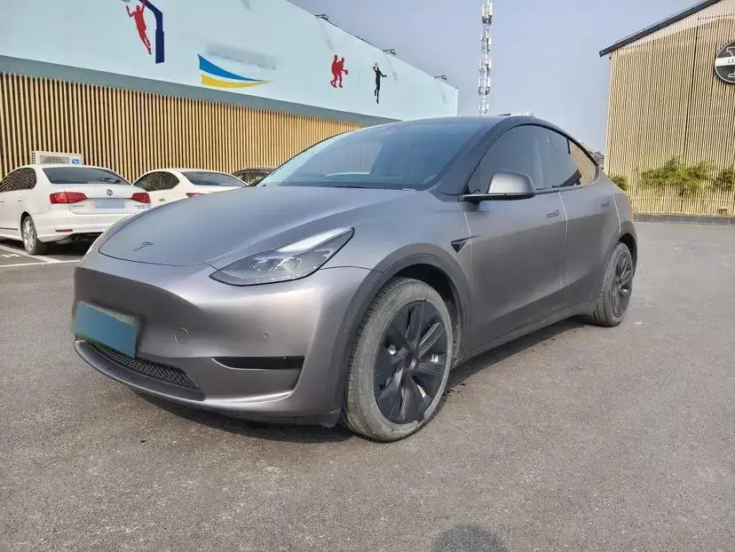 2022 Tesla Model Y BEV 60KWH