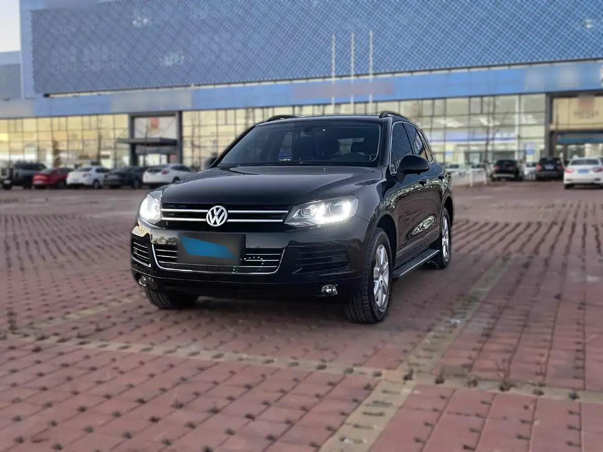 2011 Volkswagen Touareg 3.0T 290HP V6 8AT