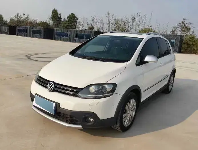 2011 Volkswagen Golf 1.4T 160HP L4 7DCT