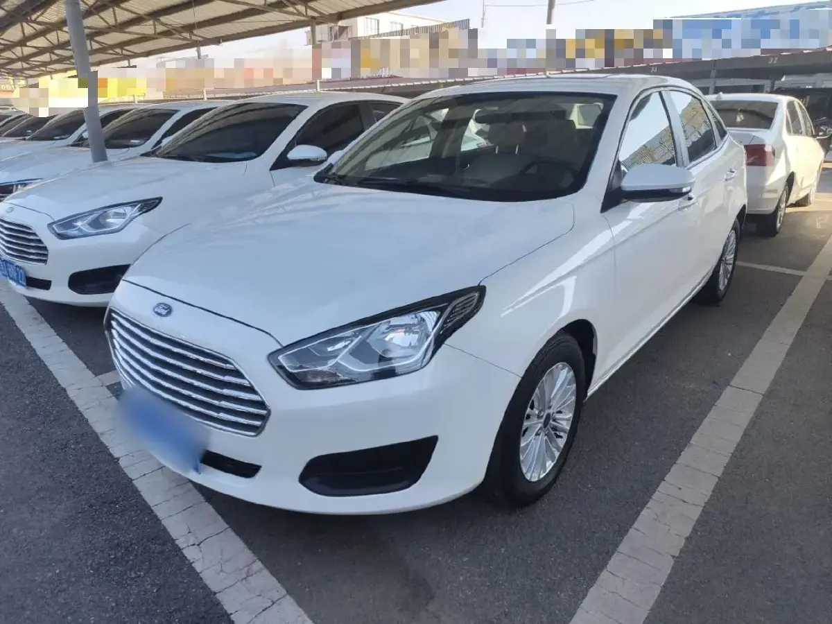 2017 Ford Escort 1.5L 113HP L4 6AT