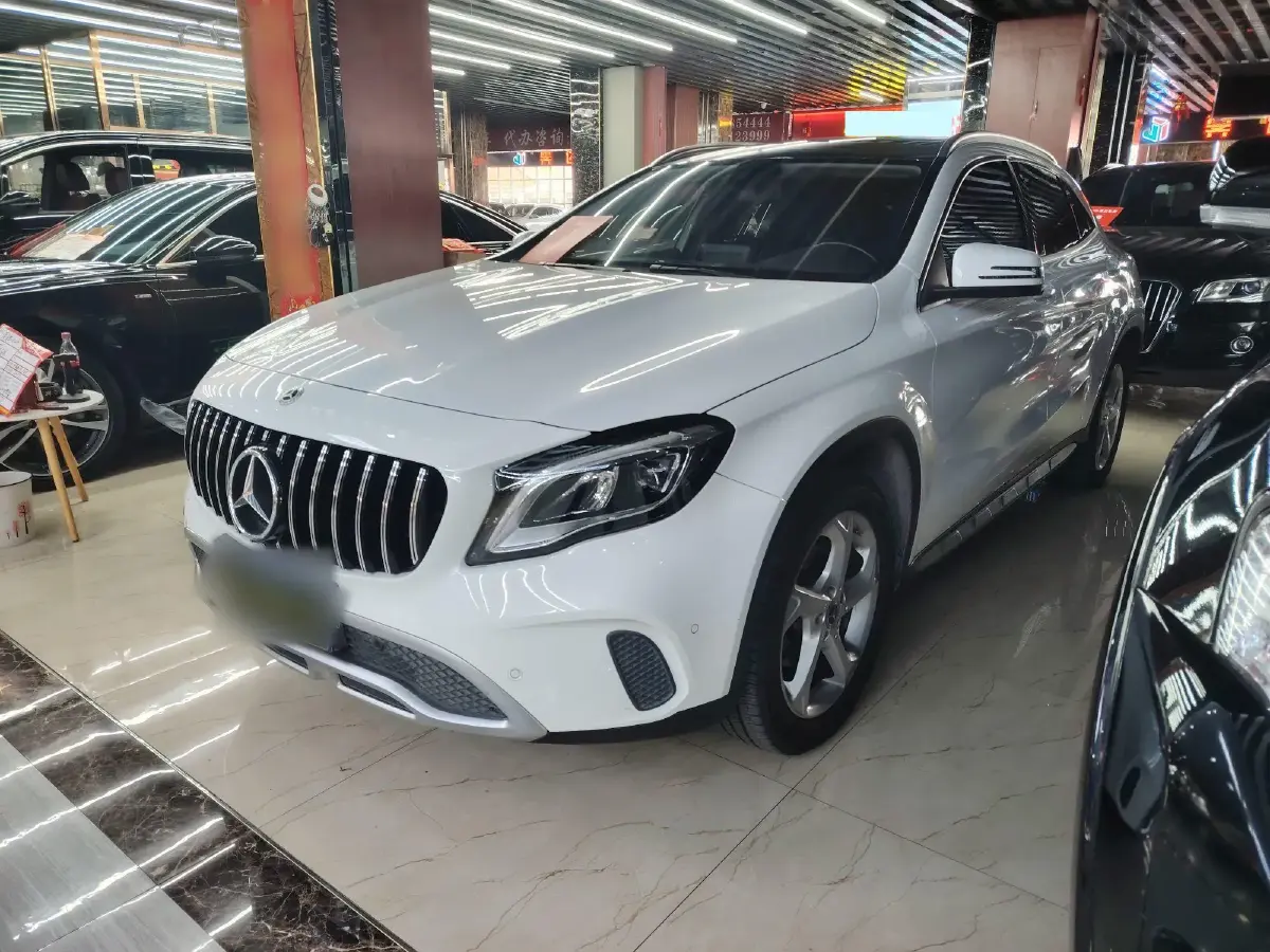 2017 Mercedes-Benz GLA Class 1.6T 156HP L4 7DCT