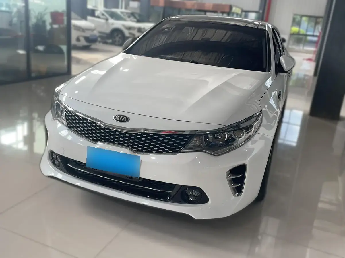 2016 Kia K5 1.6T 180HP L4 7DCT