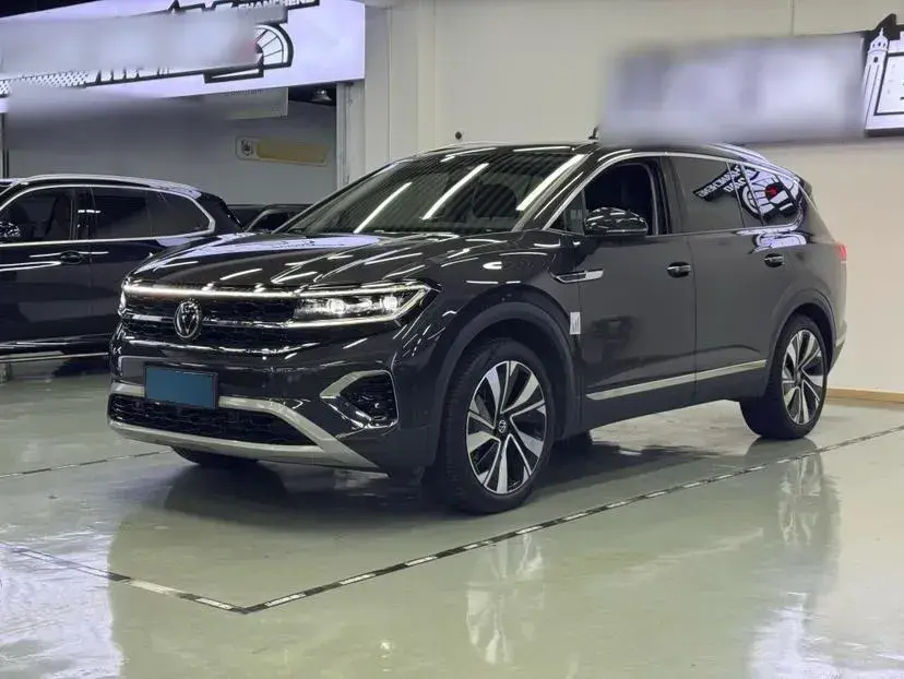 2021 Volkswagen Talagon 2.0T 220HP L4 7DCT