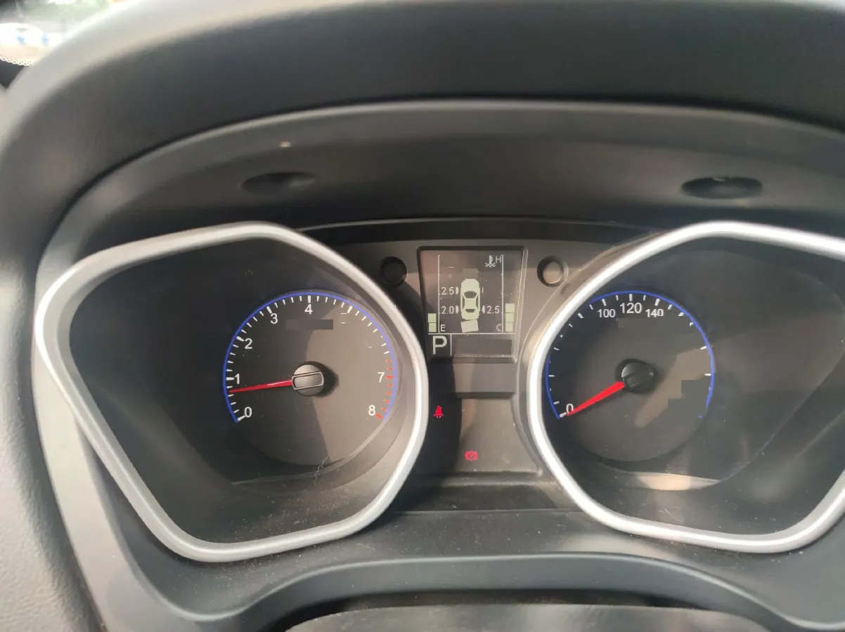 2014 Geely HaoQing SUV 2.4L 162HP L4 6AT,autocango,china used car exporter,china ev exporter,chinese used car exporter,chinese used ev exporter