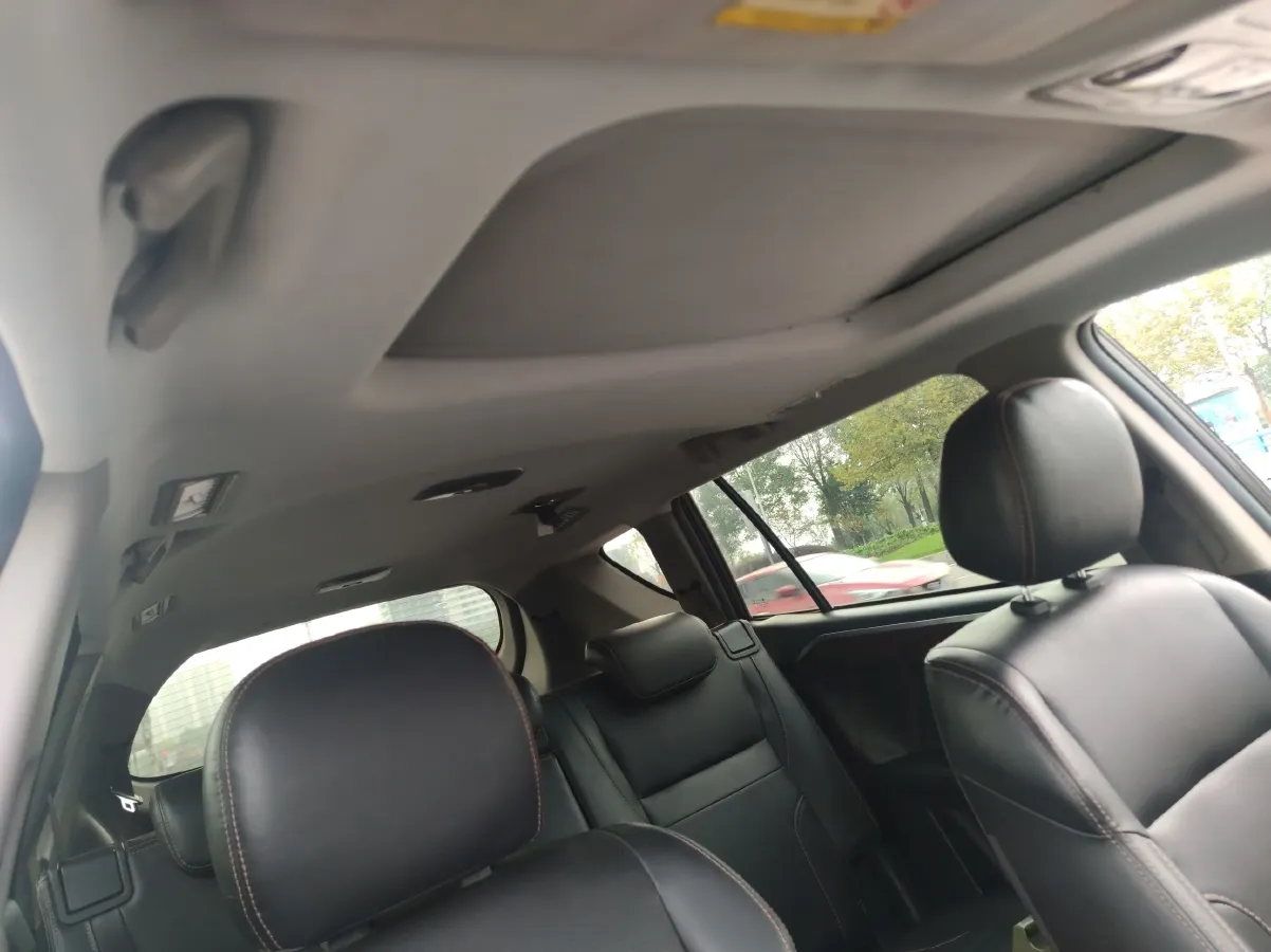 2014 Geely HaoQing SUV 2.4L 162HP L4 6AT,autocango,china used car exporter,china ev exporter,chinese used car exporter,chinese used ev exporter