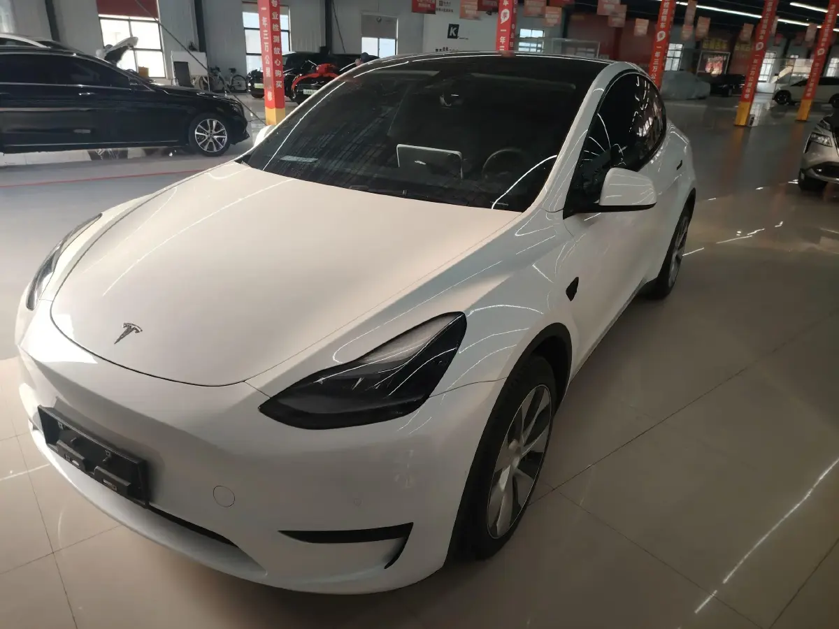 2022 Tesla Model Y BEV 60KWH