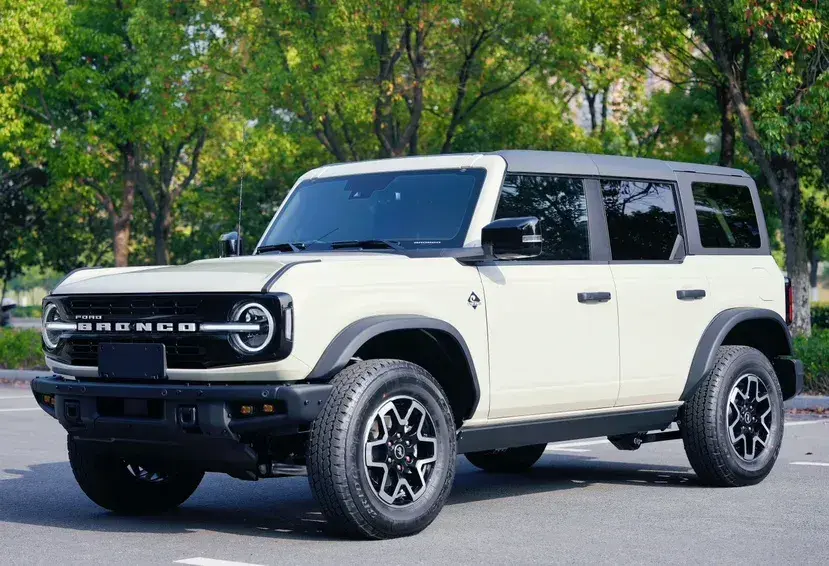 2024 Ford Bronco 2.3T 275HP L4 10AT