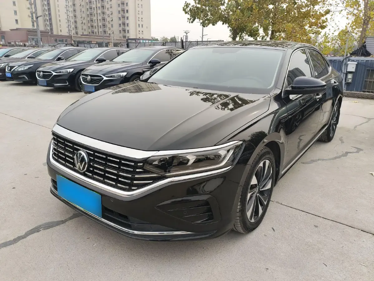 2022 Volkswagen Passat 1.4T 150HP L4 7DCT