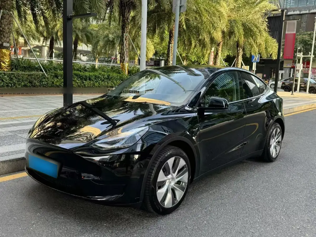 2022 Tesla Model Y BEV 60KWH