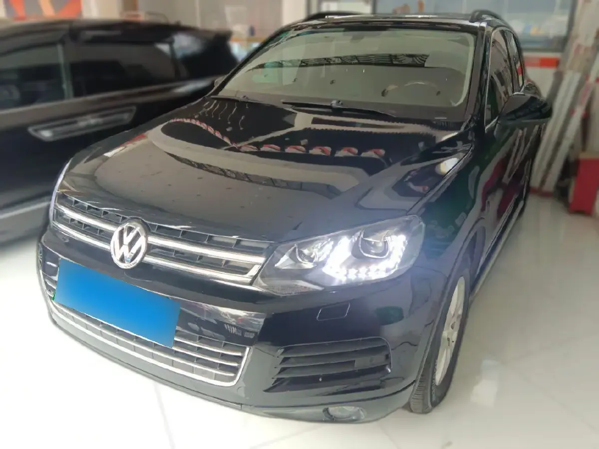 2011 Volkswagen Touareg 3.0T 290HP V6 8AT