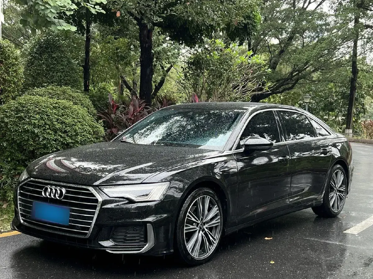 2022 Audi A6L 2.0T 224HP L4 7DCT