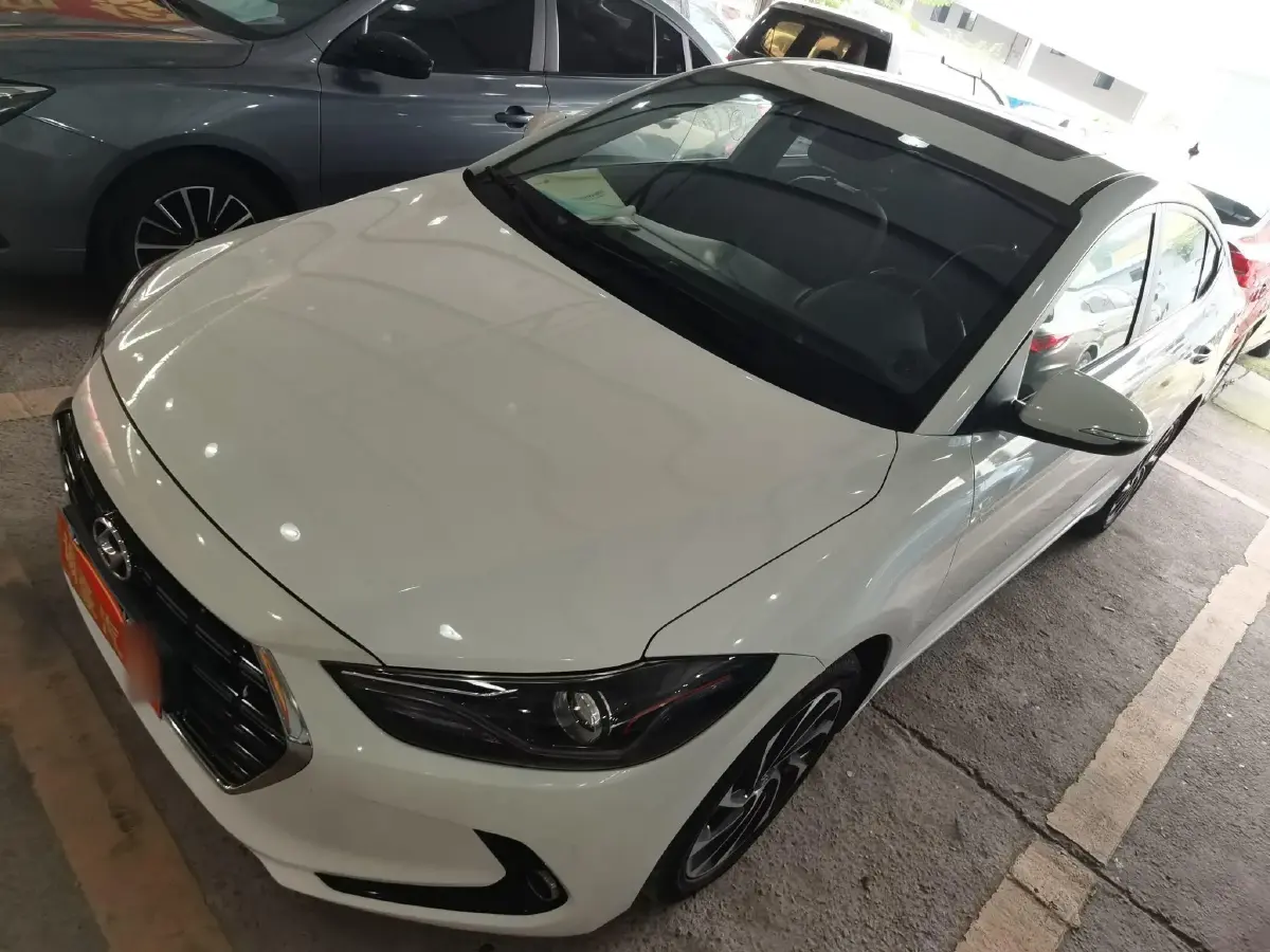 2019 Hyundai Elantra 1.4T 130HP L4 7DCT