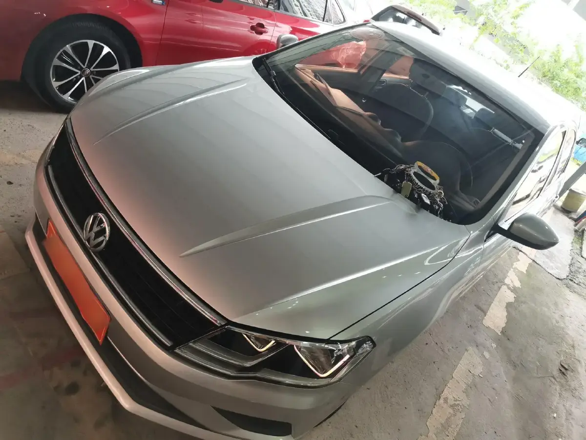 2017 Volkswagen Jetta 1.5L 110HP L4 6AT