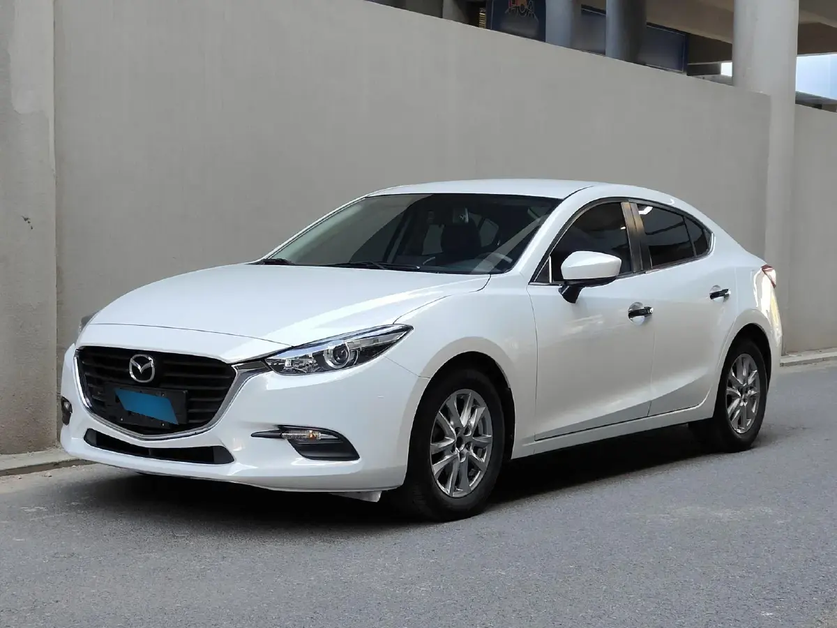 2019 Mazda 3 Axela 1.5L 117HP L4 6AT