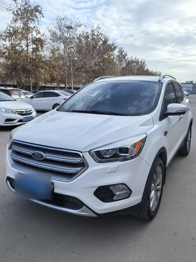 2017 Ford Kuga 2.0T 245HP L4 6AT