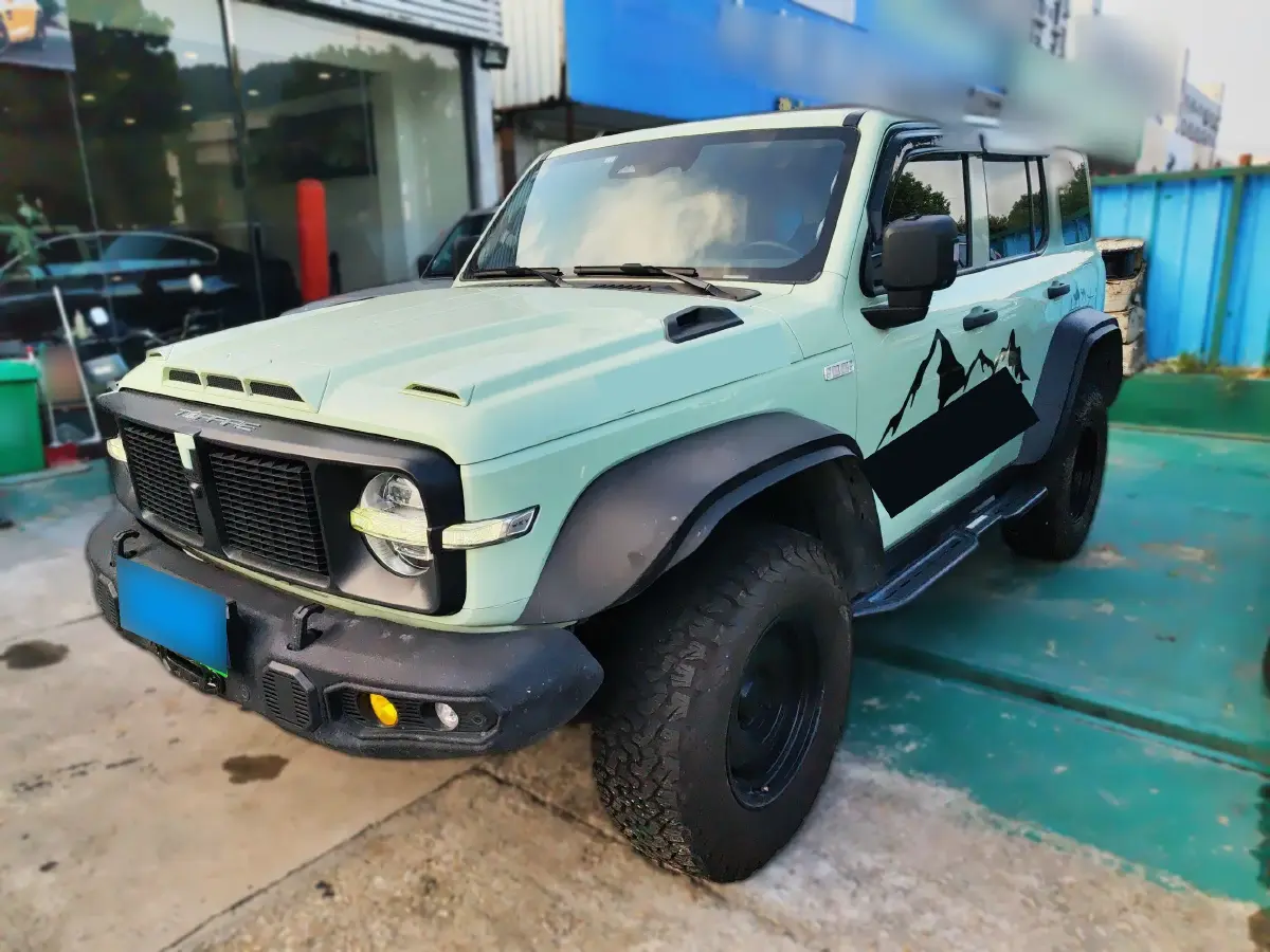 2021 Tank 300 2.0T 227HP L4 8AT