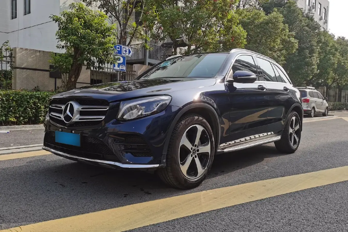 2018 Mercedes-Benz GLC Class 2.0T 211HP L4 9AT