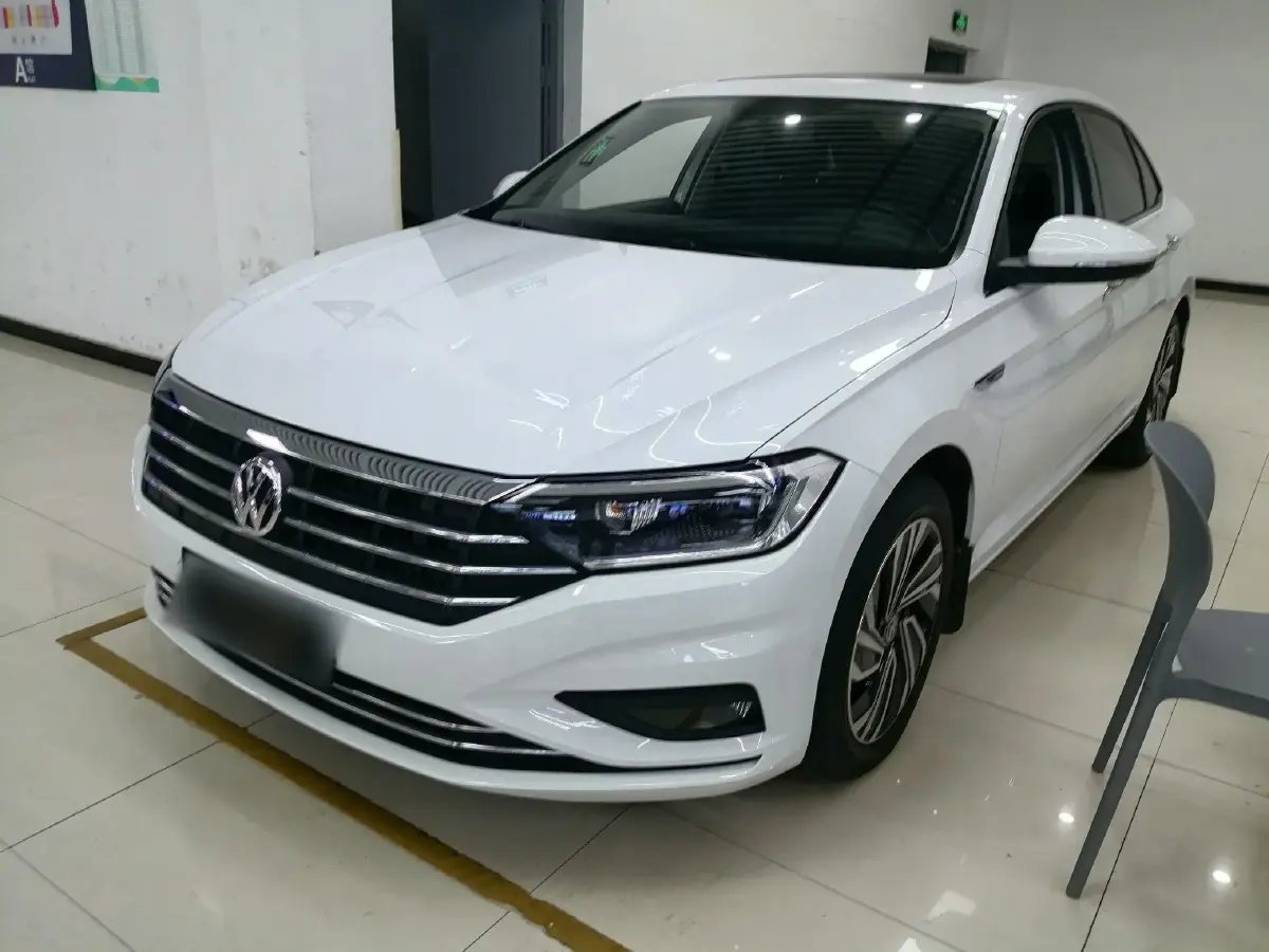2022 Volkswagen Sagitar 1.4T 150HP L4 7DCT