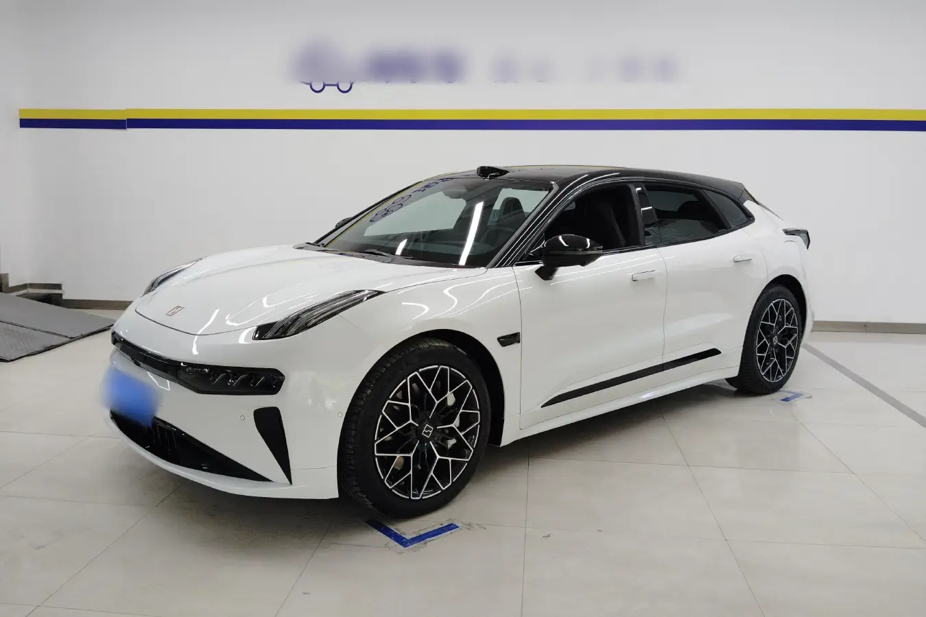 2024 Zeekr 001 BEV 100KWH