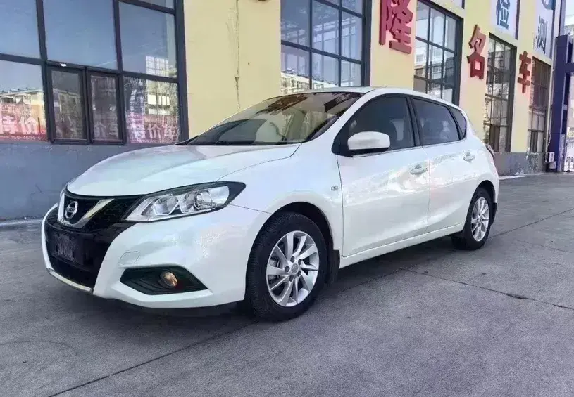 2016 Nissan Tiida 1.6L 126HP L4 CVT