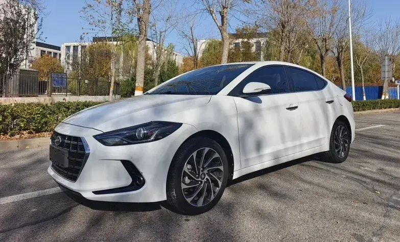 2019 Hyundai Elantra 1.4T 130HP L4 7DCT