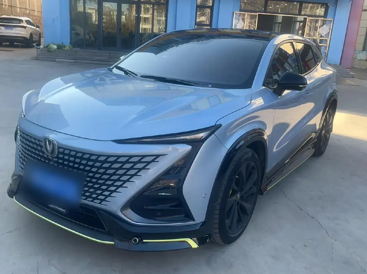 2021 ChangAn UNI-T 1.5T 180HP L4 7DCT