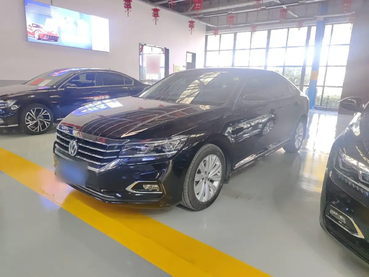 2019 Volkswagen Passat 2.0T 186HP L4 7DCT