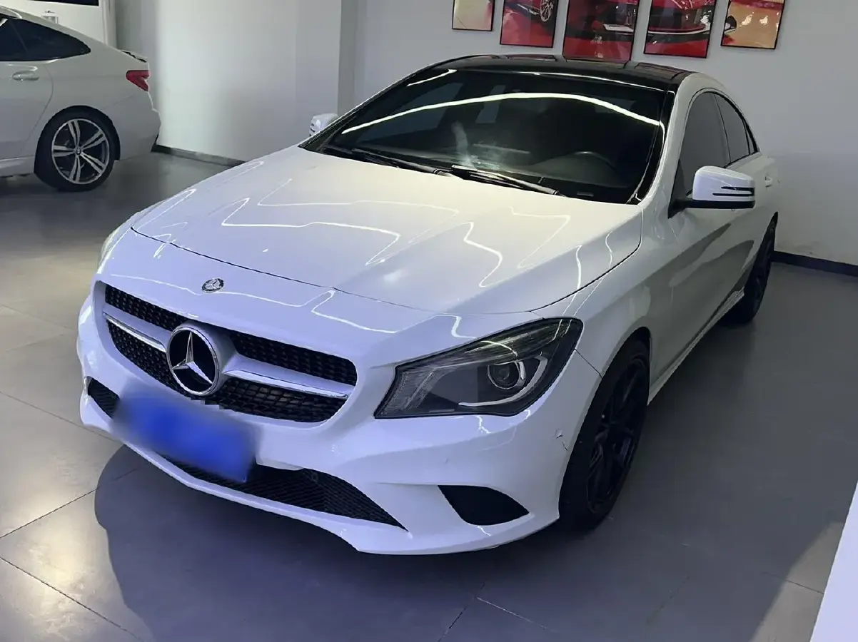 2015 Mercedes-Benz CLA Class 1.6T 156HP L4 7DCT