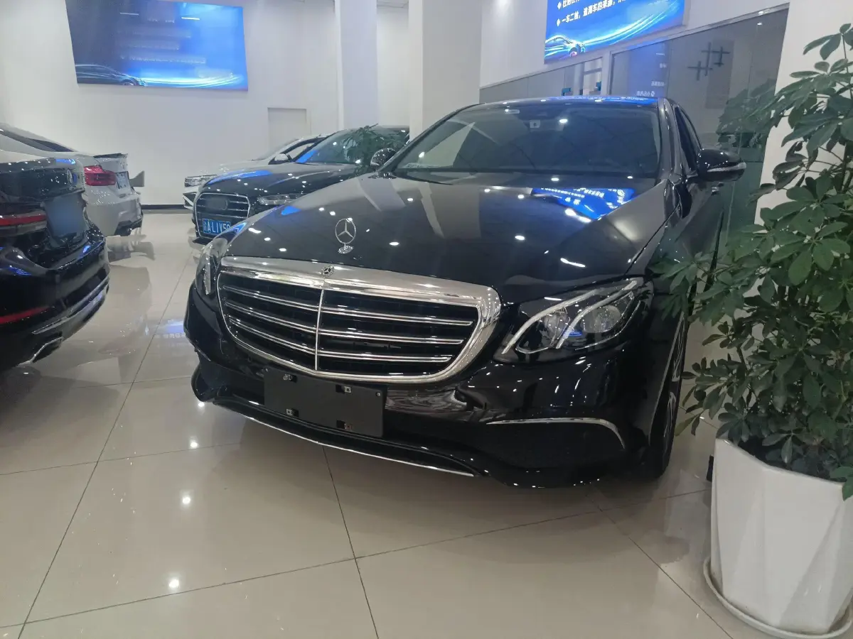 2016 Mercedes-Benz E Class 2.0T 184HP L4 9AT