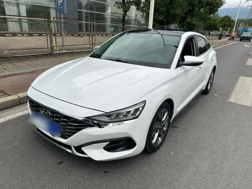 2019 Hyundai La Festa 1.6T 204HP L4 7DCT