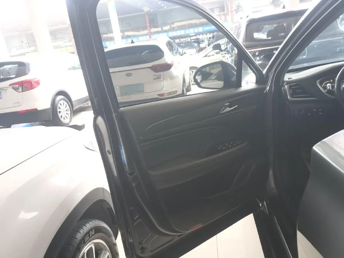 2021 GAC Trumpchi GS4 Plus 1.5T 169HP L4 6AT,autocango,china used car exporter,china ev exporter,chinese used car exporter,chinese used ev exporter