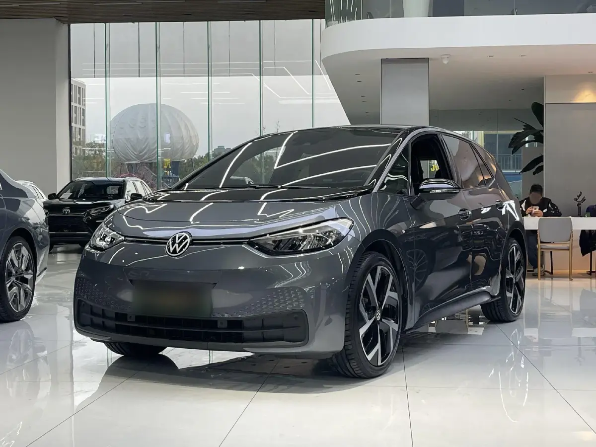 2024 Volkswagen ID.3 BEV 52.8KWH