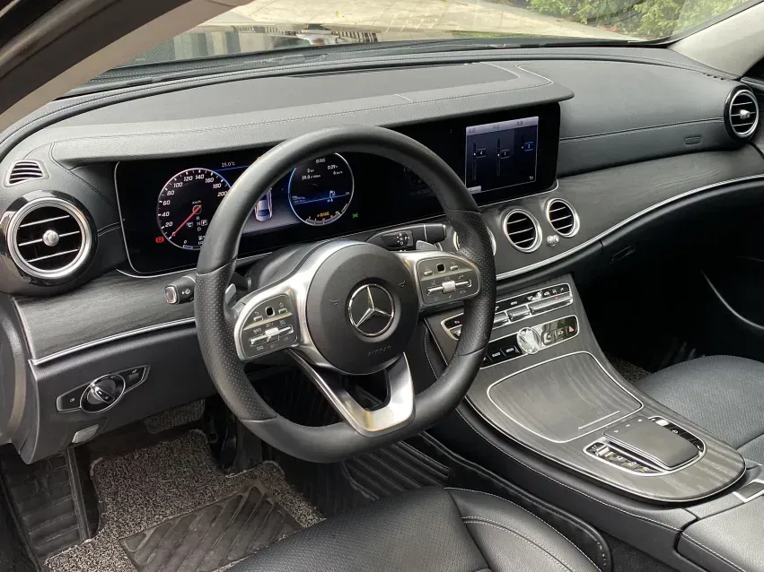 2019 Mercedes-Benz E Class 2.0T 258HP L4 9AT,autocango,china used car exporter,china ev exporter,chinese used car exporter,chinese used ev exporter