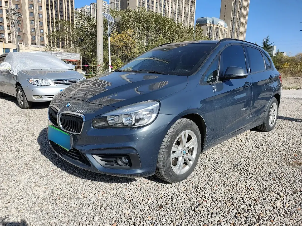 2015 BMW 2 Series Wagon 1.5T 136HP L3 6AT