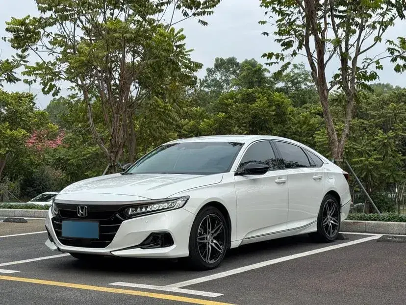 2022 Honda Accord 1.5T 194HP L4 CVT