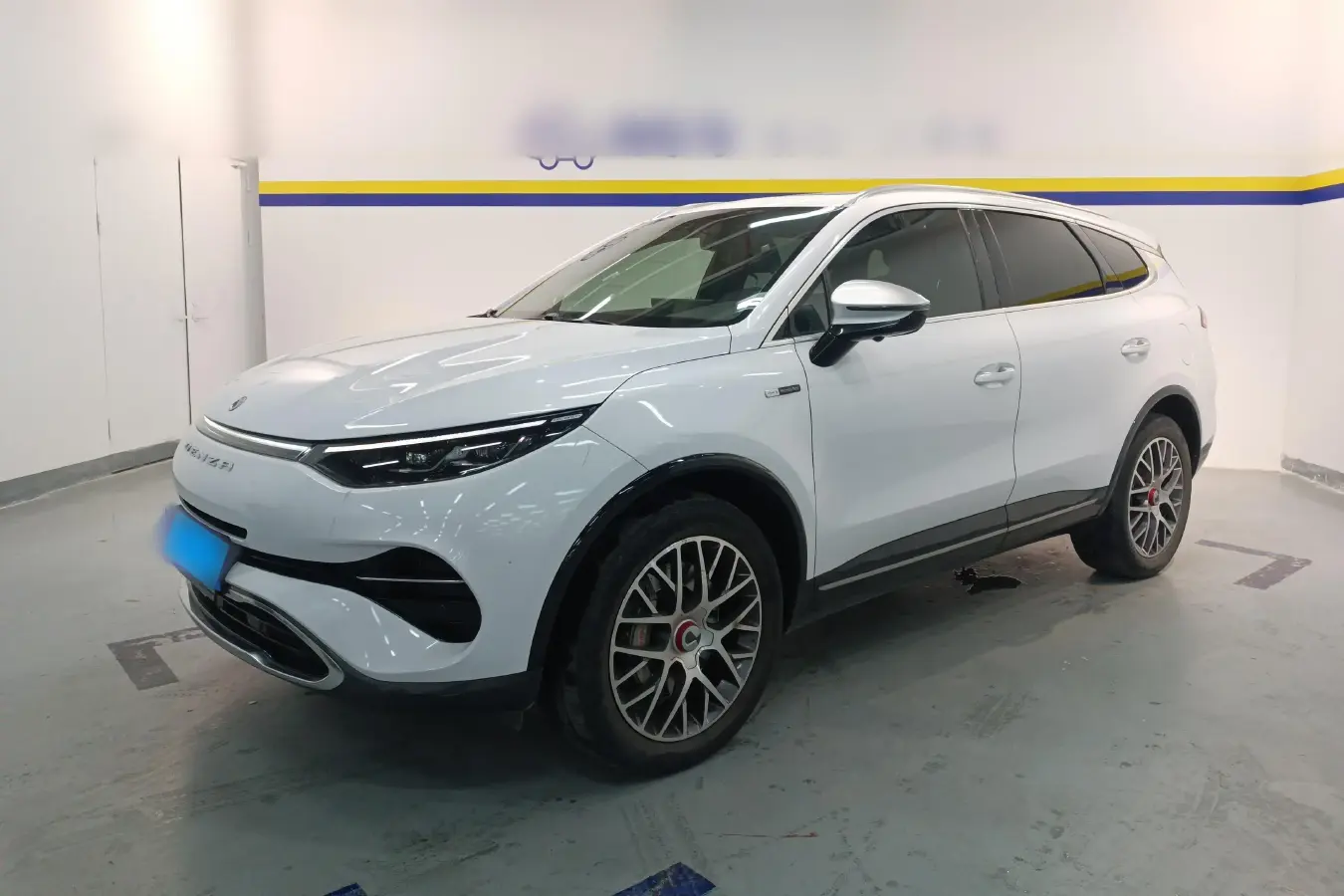 2020 Denza X 2.0T 192HP L4 6DCT PHEV 20KWH