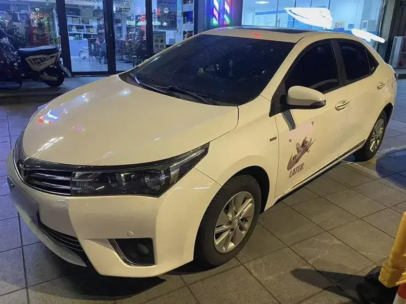 2014 Toyota Corolla 1.6L 122HP L4 CVT