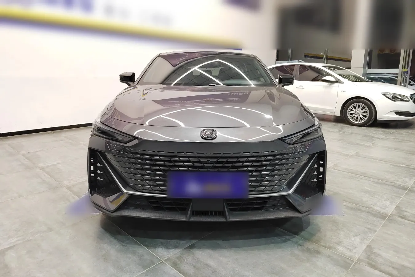 2023 ChangAn UNI-V 1.5T 188HP L4 7DCT,autocango,china used car exporter,china ev exporter,chinese used car exporter,chinese used ev exporter