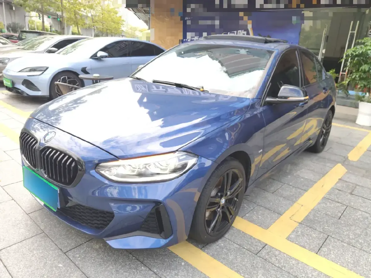 2022 BMW 1 Series 2.0T 192HP L4 7DCT