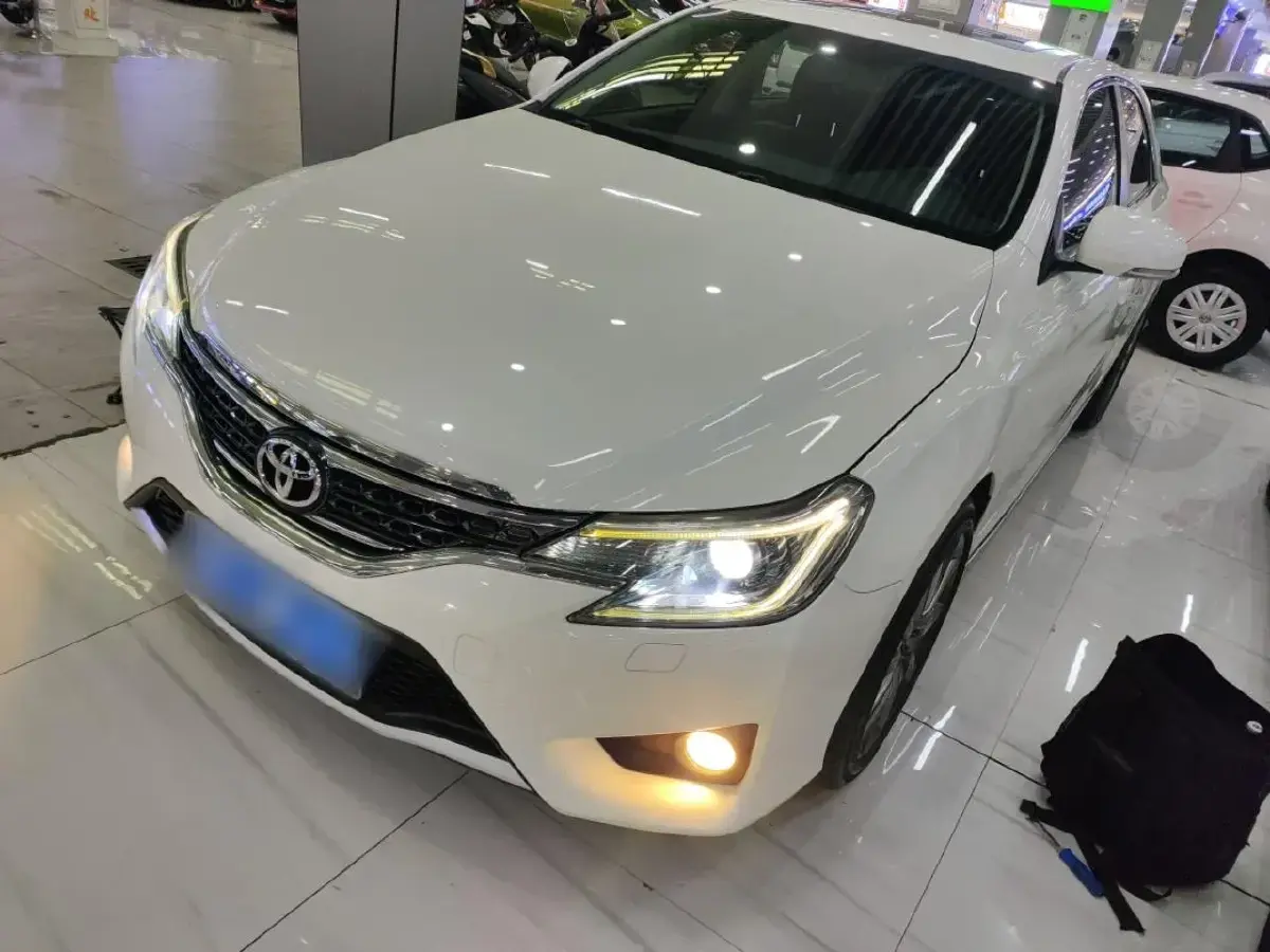 2013 Toyota Reiz 2.5L 193HP V6 6AT