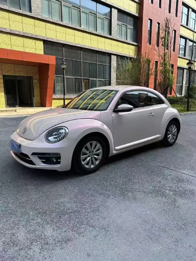 2017 Volkswagen Beetle 1.2T 105HP L4 7DCT