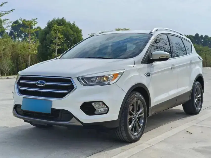 2019 Ford Kuga 1.5T 182HP L4 6AT