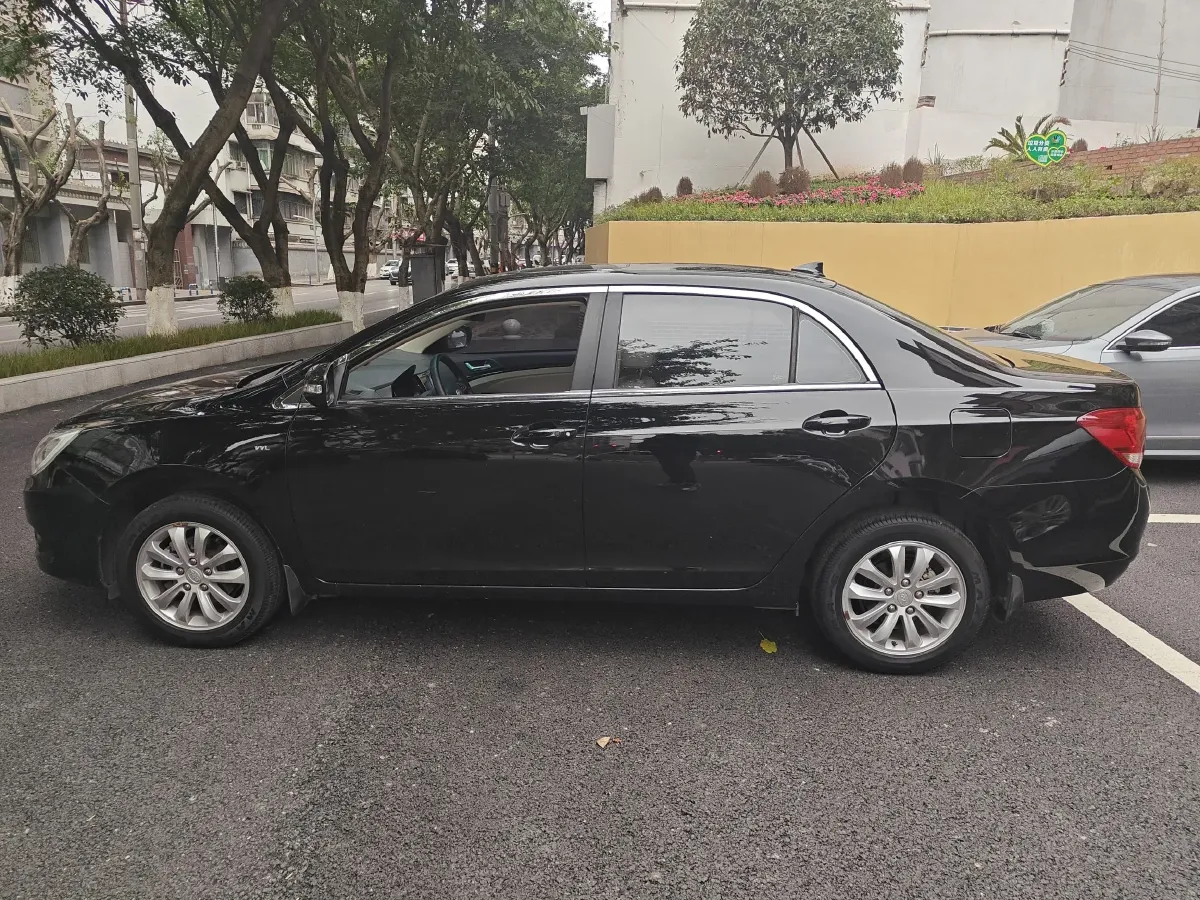 2012 BYD SuRui 1.5L 109HP L4 5MT,autocango,china used car exporter,china ev exporter,chinese used car exporter,chinese used ev exporter