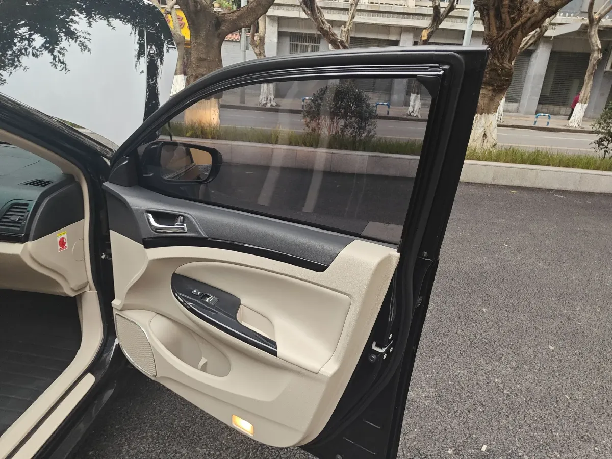 2012 BYD SuRui 1.5L 109HP L4 5MT,autocango,china used car exporter,china ev exporter,chinese used car exporter,chinese used ev exporter